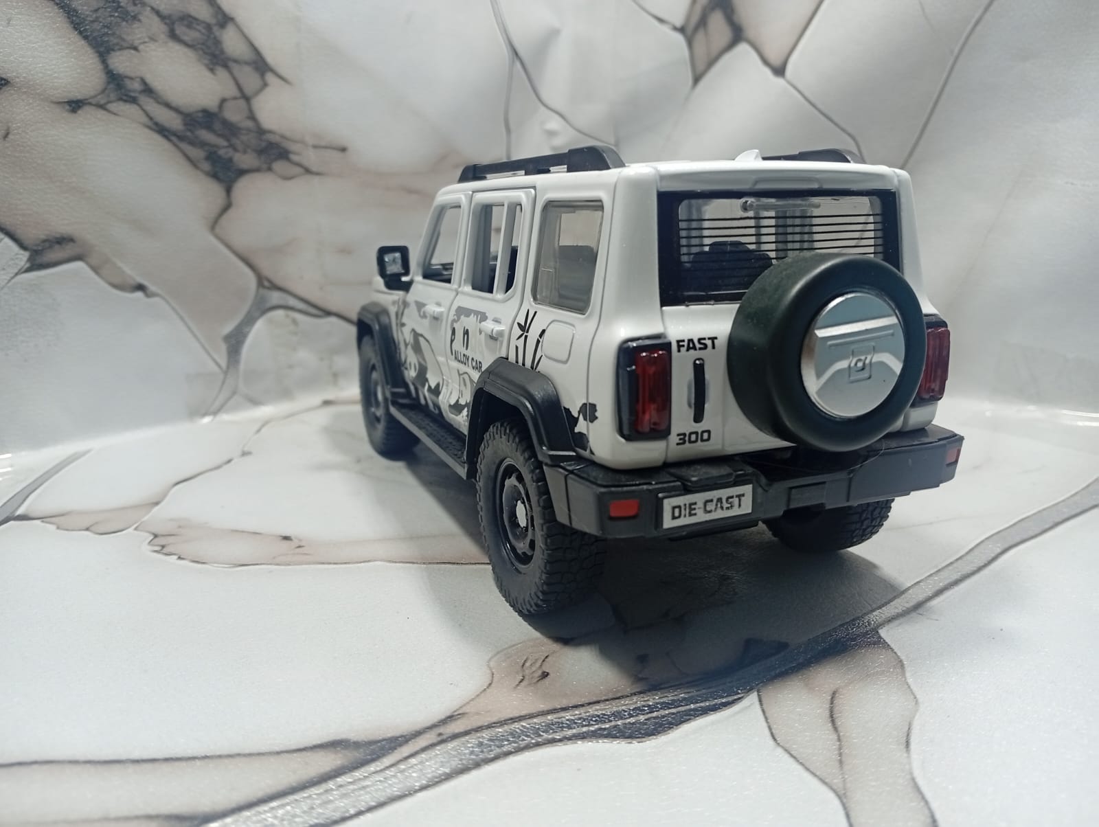 1:24 Scale Tank 300 Off-Road SUV Diecast Model Car – Detailed Interior, Opening Doors, Realistic Design view 6