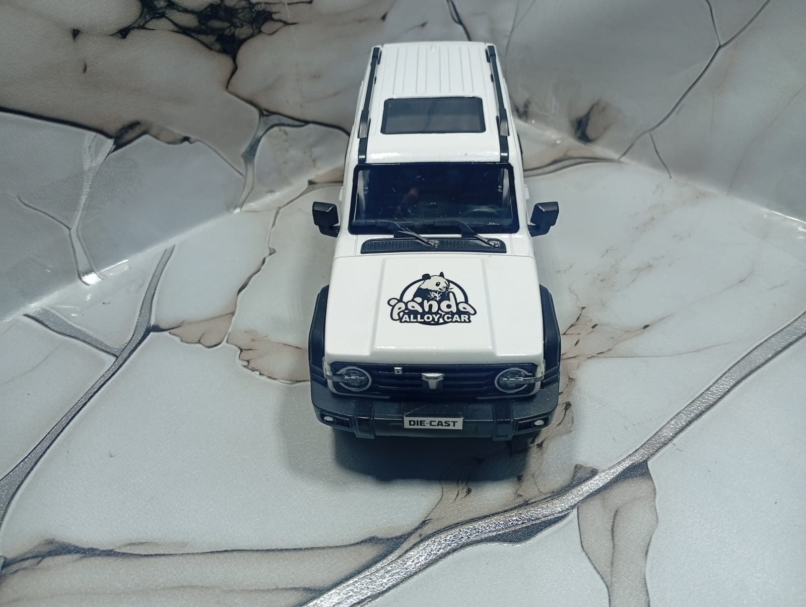 1:24 Scale Tank 300 Off-Road SUV Diecast Model Car – Detailed Interior, Opening Doors, Realistic Design view 7