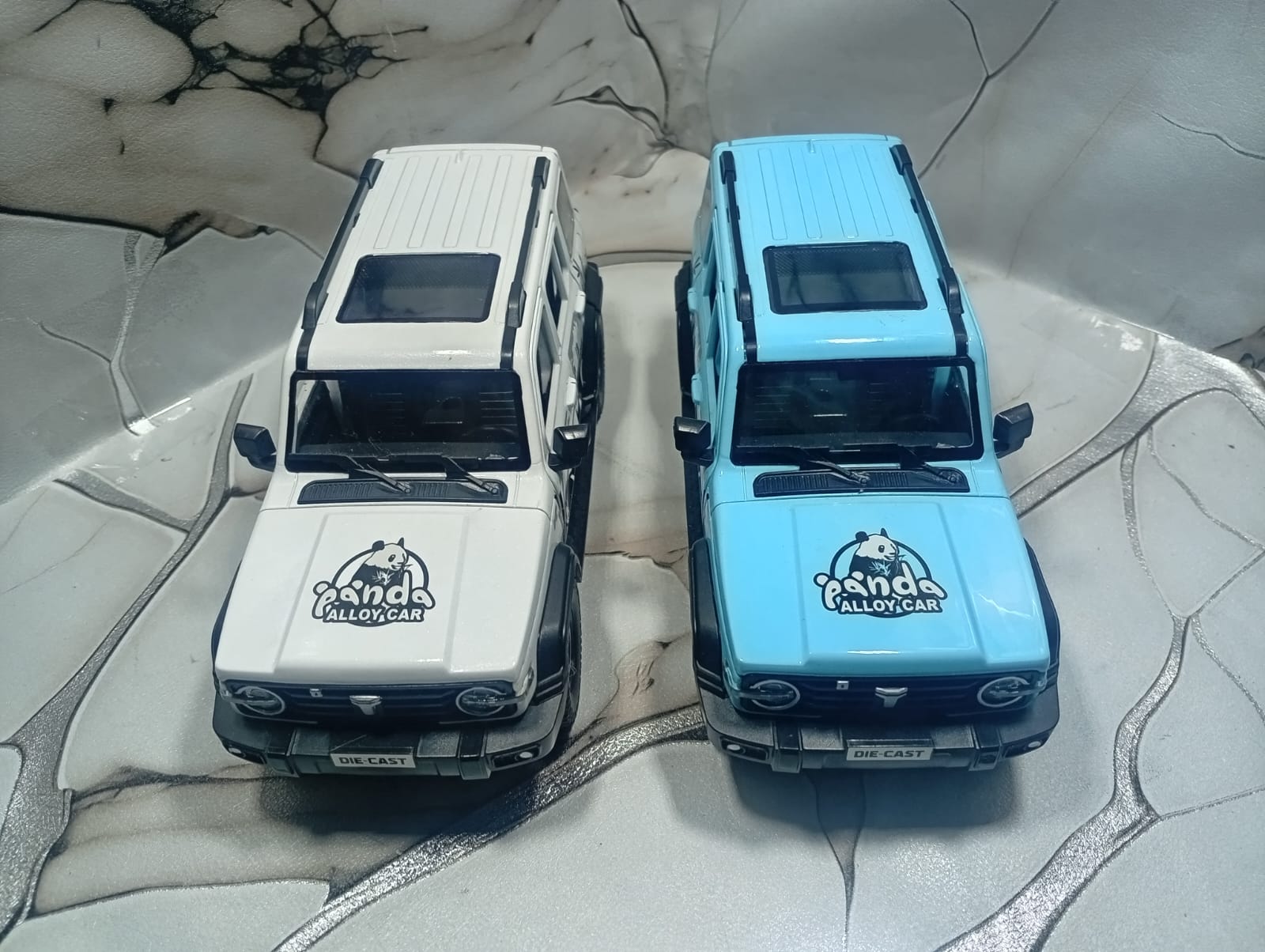 1:24 Scale Tank 300 Off-Road SUV Diecast Model Car – Detailed Interior, Opening Doors, Realistic Design view 10