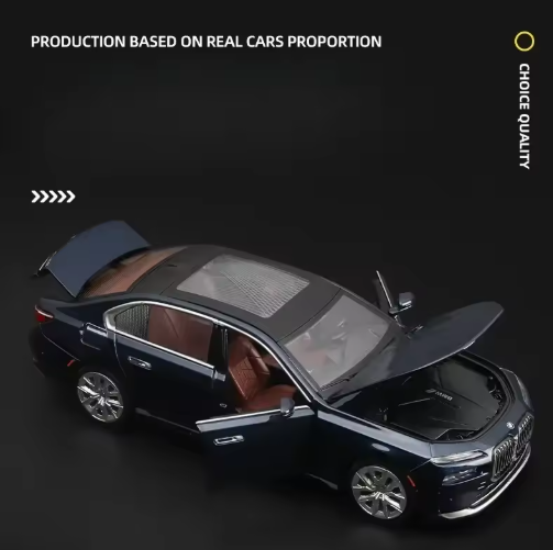 1:24 BMW i7 xDrive60 Official Licensed Diecast Metal Model Car with Lights & Sound view 3