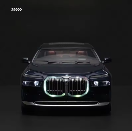 1:24 BMW i7 xDrive60 Official Licensed Diecast Metal Model Car with Lights & Sound view 5